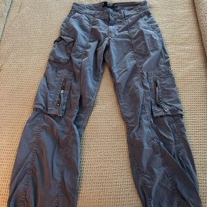 Low-rise baggy cargo pants